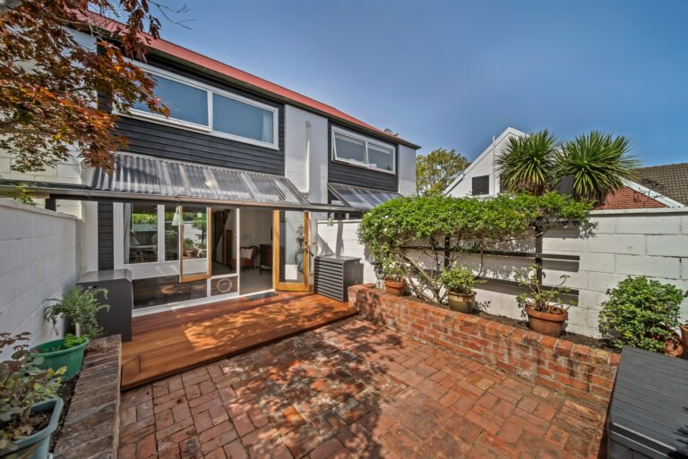 2-25 Holly Road_10 (Website)