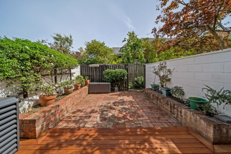 2-25 Holly Road_12 (Website)