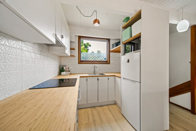 2-25 Holly Road_19 (Website)