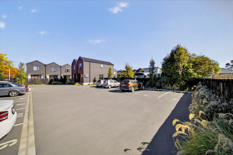 7-59 Avalon Street_35